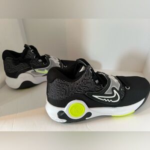 Nike KD TREY 5 X (DD9538-007) Men’s Size 9.5 New In Box!